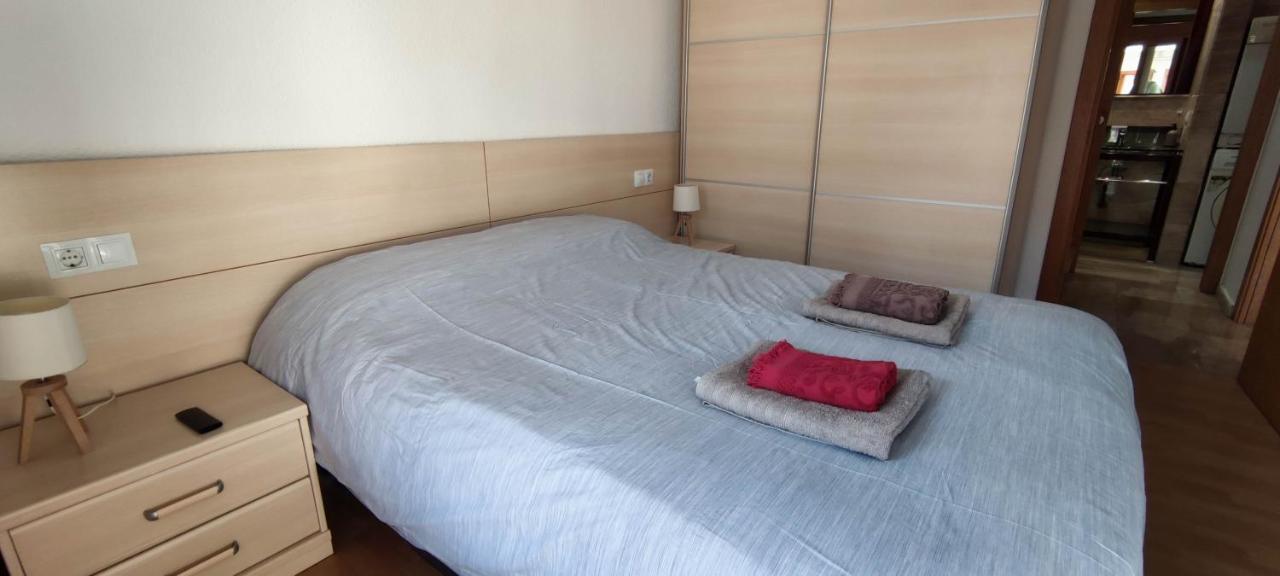 Beach Breeze Townhouse By The Beach ซานตาโปลา ภายนอก รูปภาพ