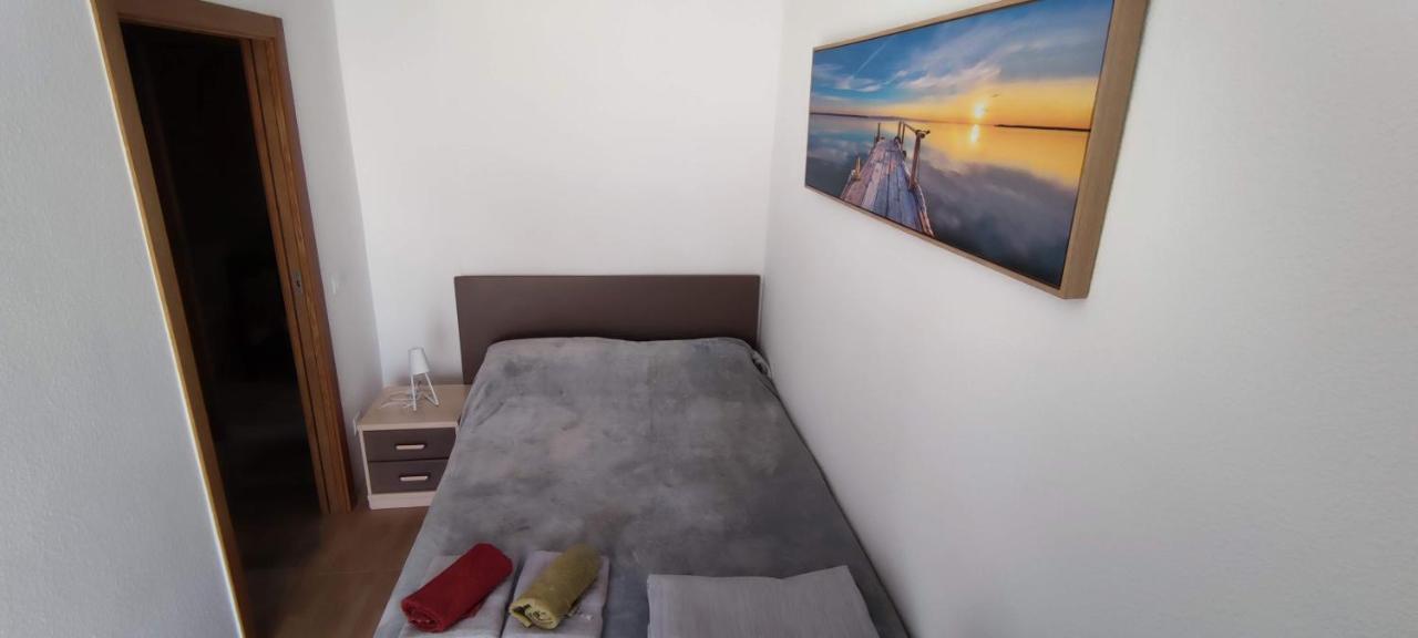 Beach Breeze Townhouse By The Beach ซานตาโปลา ภายนอก รูปภาพ