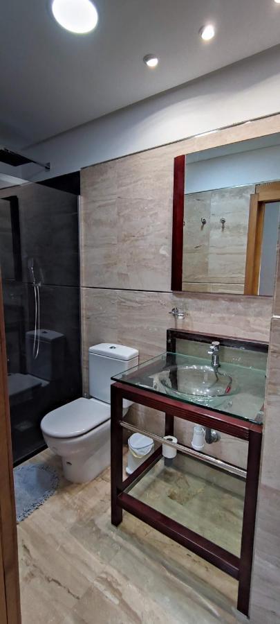 Beach Breeze Townhouse By The Beach ซานตาโปลา ภายนอก รูปภาพ