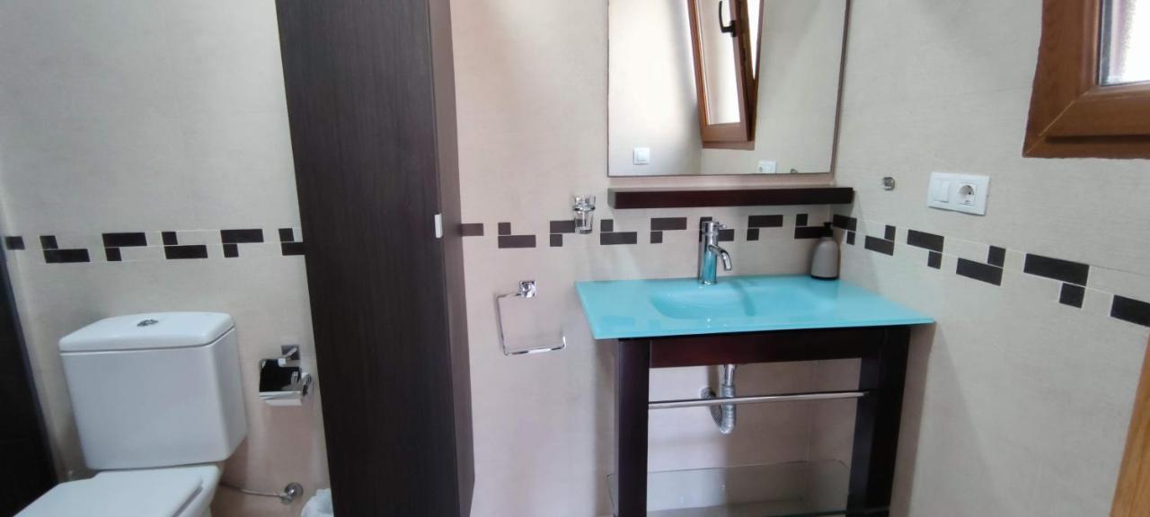 Beach Breeze Townhouse By The Beach ซานตาโปลา ภายนอก รูปภาพ